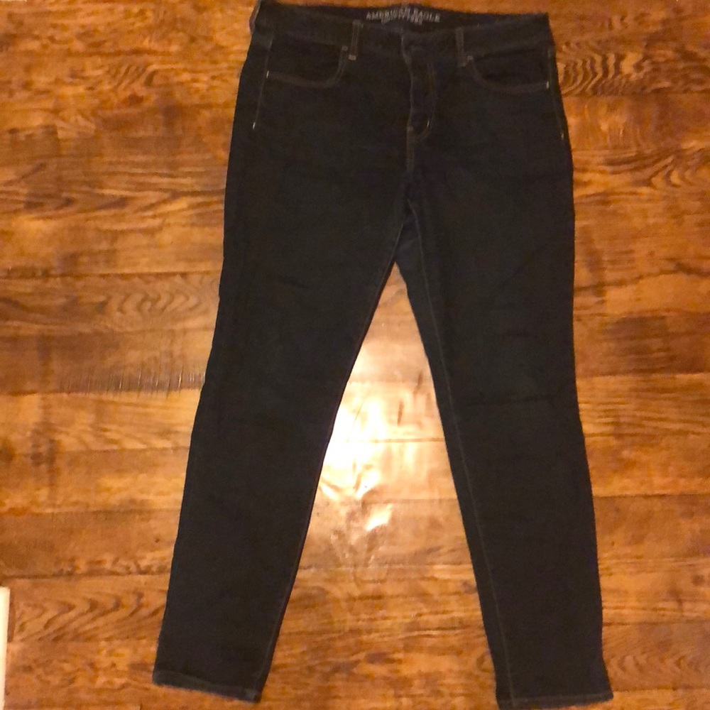 Dark wash American Eagle Jeans